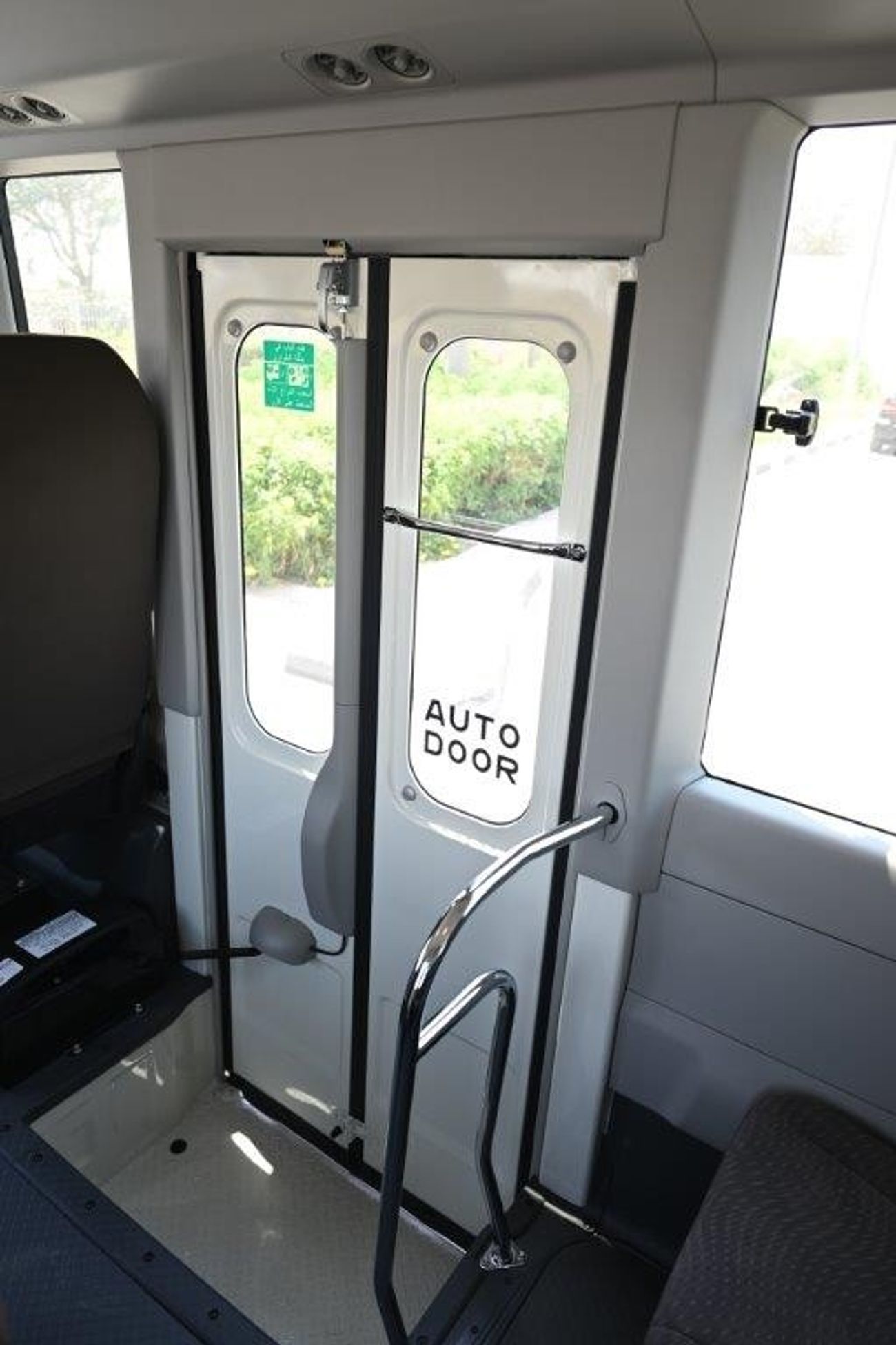 تويوتا كوستر 2.7L (23-Seater)