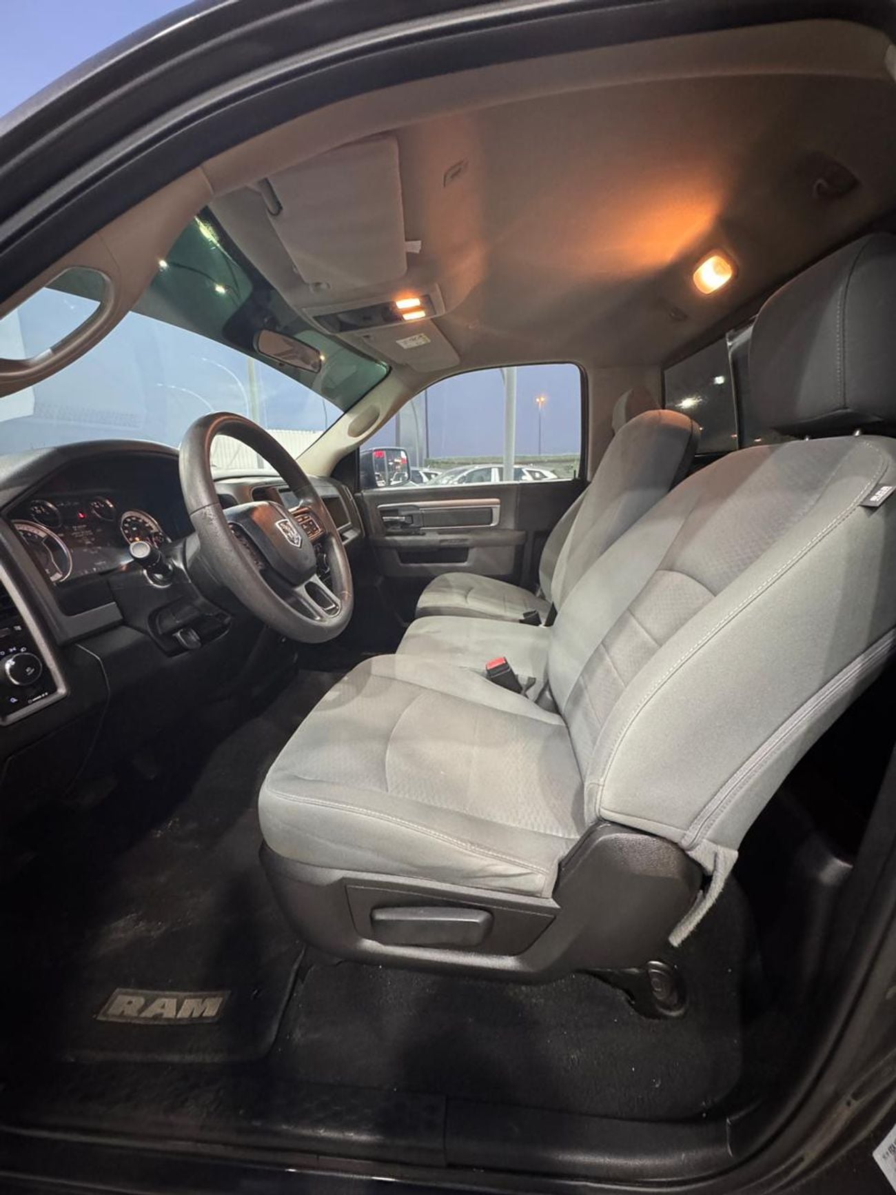 دودج رام فان