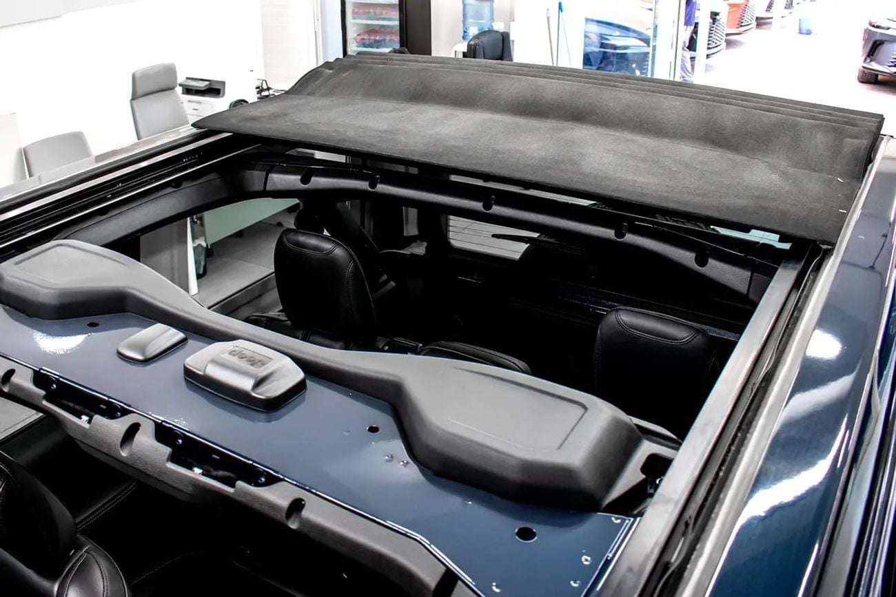Jeep Wrangler Unlimited Unlimited Sahara 2.0L A/T