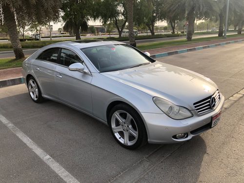 مرسيدس بنز CLS 500
