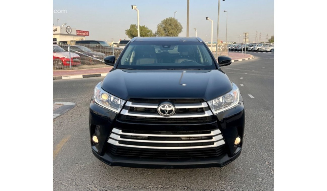 Toyota Highlander 2018 XLE LIMITED 4x4 SUNROOF PUSH START ENGINE 7 SEATER