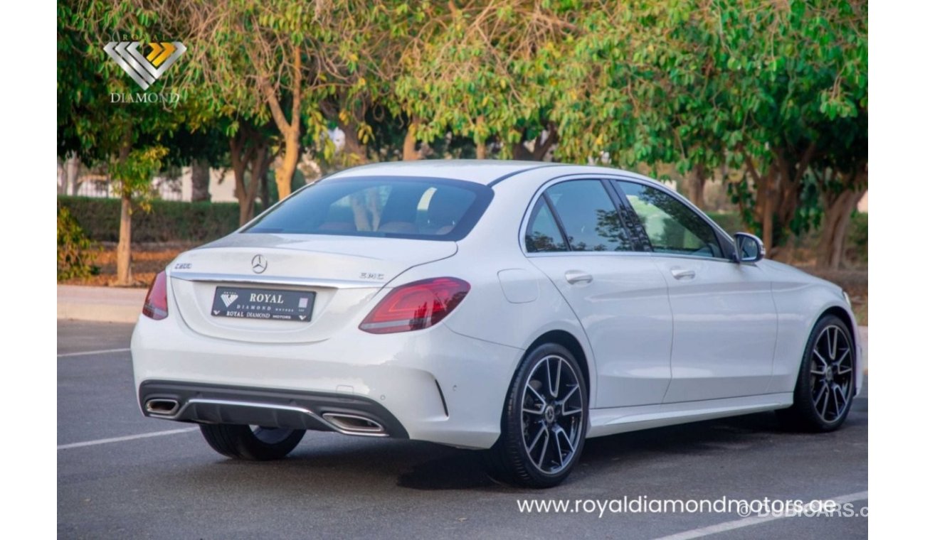 مرسيدس بنز C 200 بريميوم Mercedes Benz C200 AMG kit 2020 GCC Under Warranty