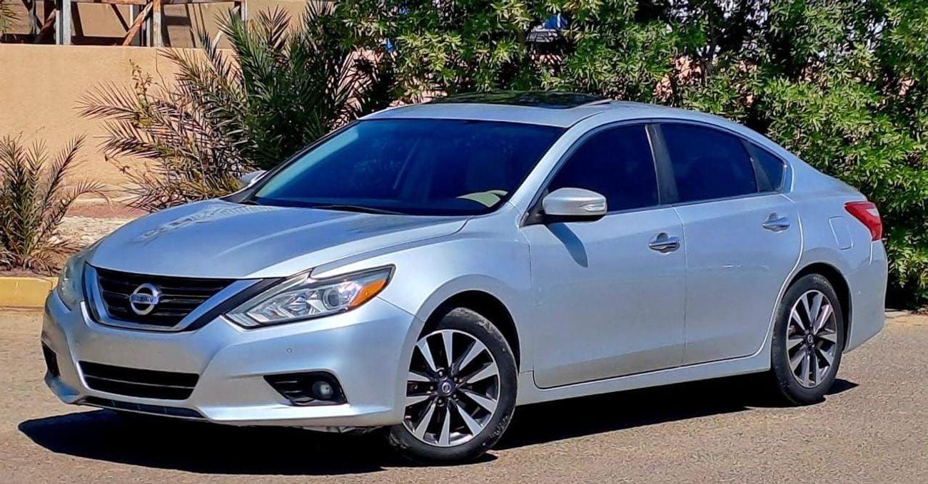 نيسان ألتيما 2017 2.5SL FULL OPTION (699/-MONTHLY)