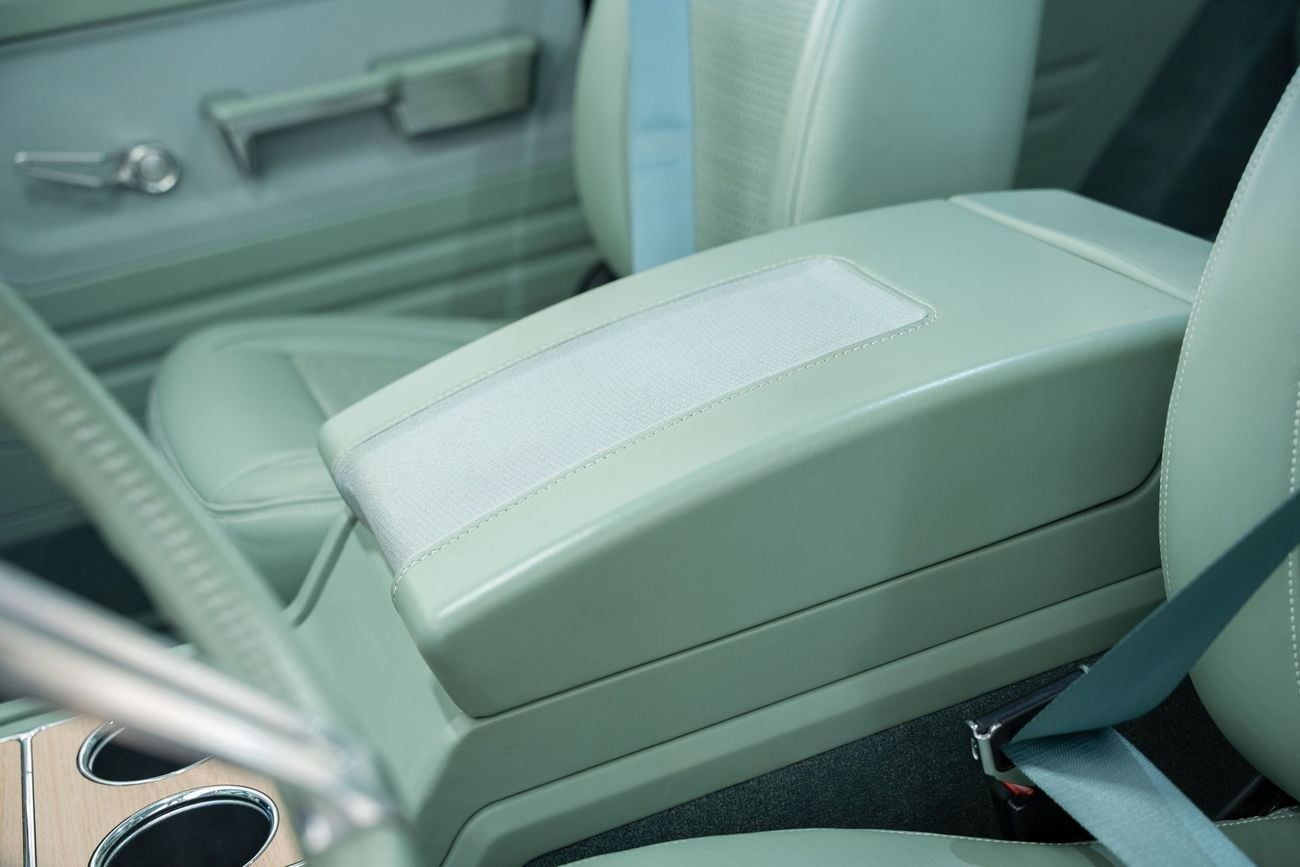 شيفروليه بليزر K5 Velocity Restorations LT1 10 Speed Pro Touring Restomod