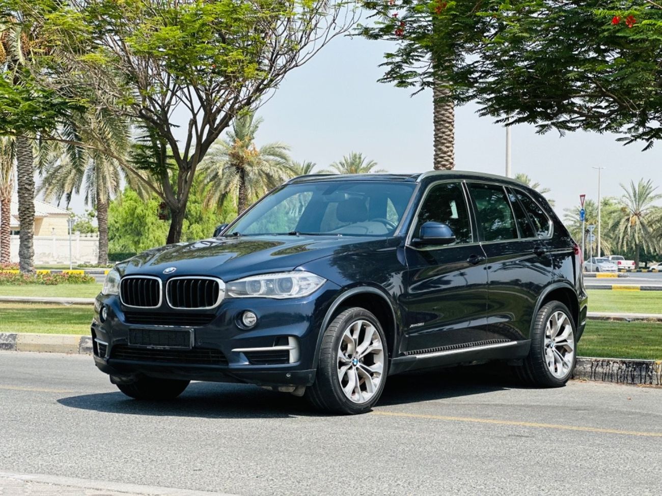 BMW X5 35i Exclusive BMW X5 MODEL 2017 GCC SPACE FULL OPTION