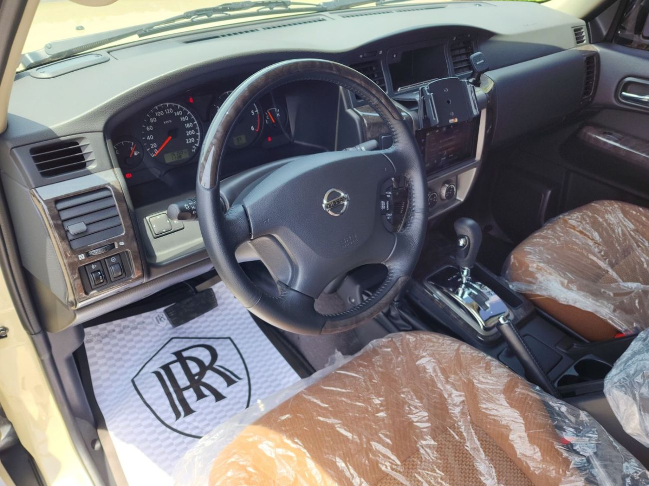 Nissan Patrol Super Safari 2-Doors | Automatic | Slightly Used | Under Official Dealer Warranty | Full Option