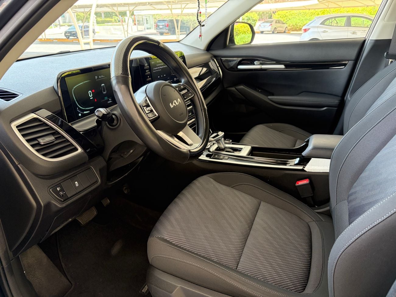 Kia Seltos EX