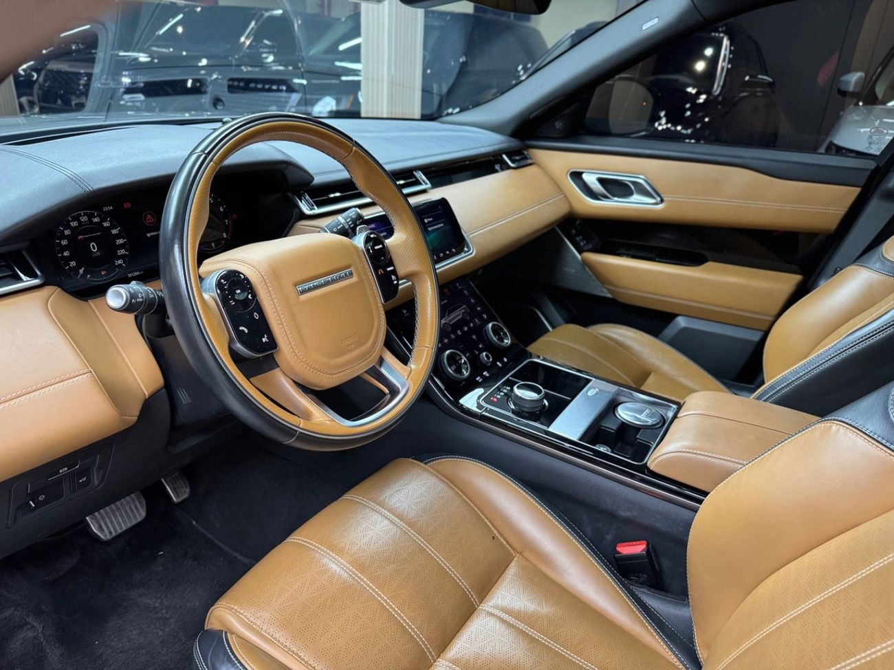 لاند روفر رينج روفر فيلار P380 R-Dynamic S 3.0L