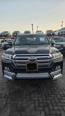 Toyota Land Cruiser VXR V8 Engine Diesel Engine RHD Full Option