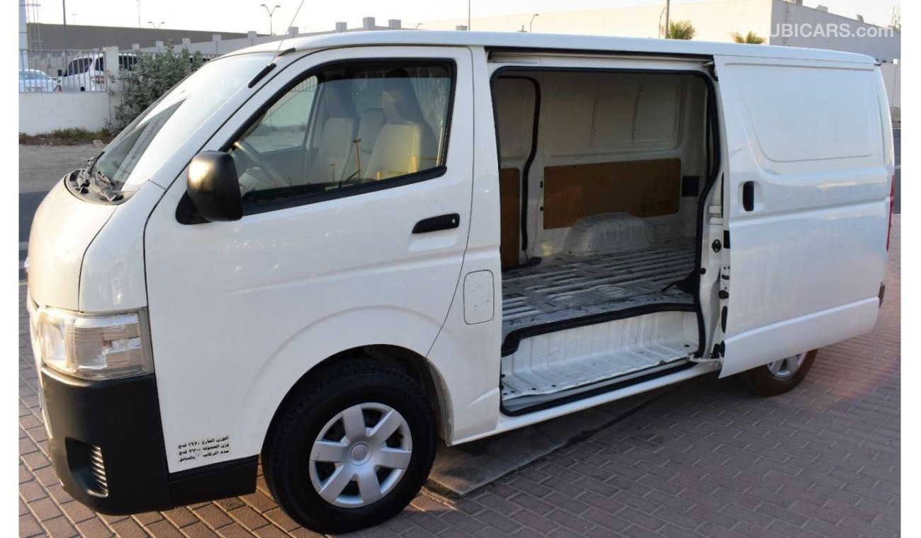 تويوتا هاياس TOYOTA HIACE 2015 (DELIVERY VAN)