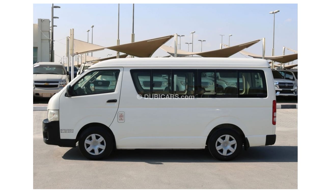 Toyota Hiace 2013 | 15 SEATER PASSENGER VAN WITH GCC SPECS AND EXCELLENT CONDITION