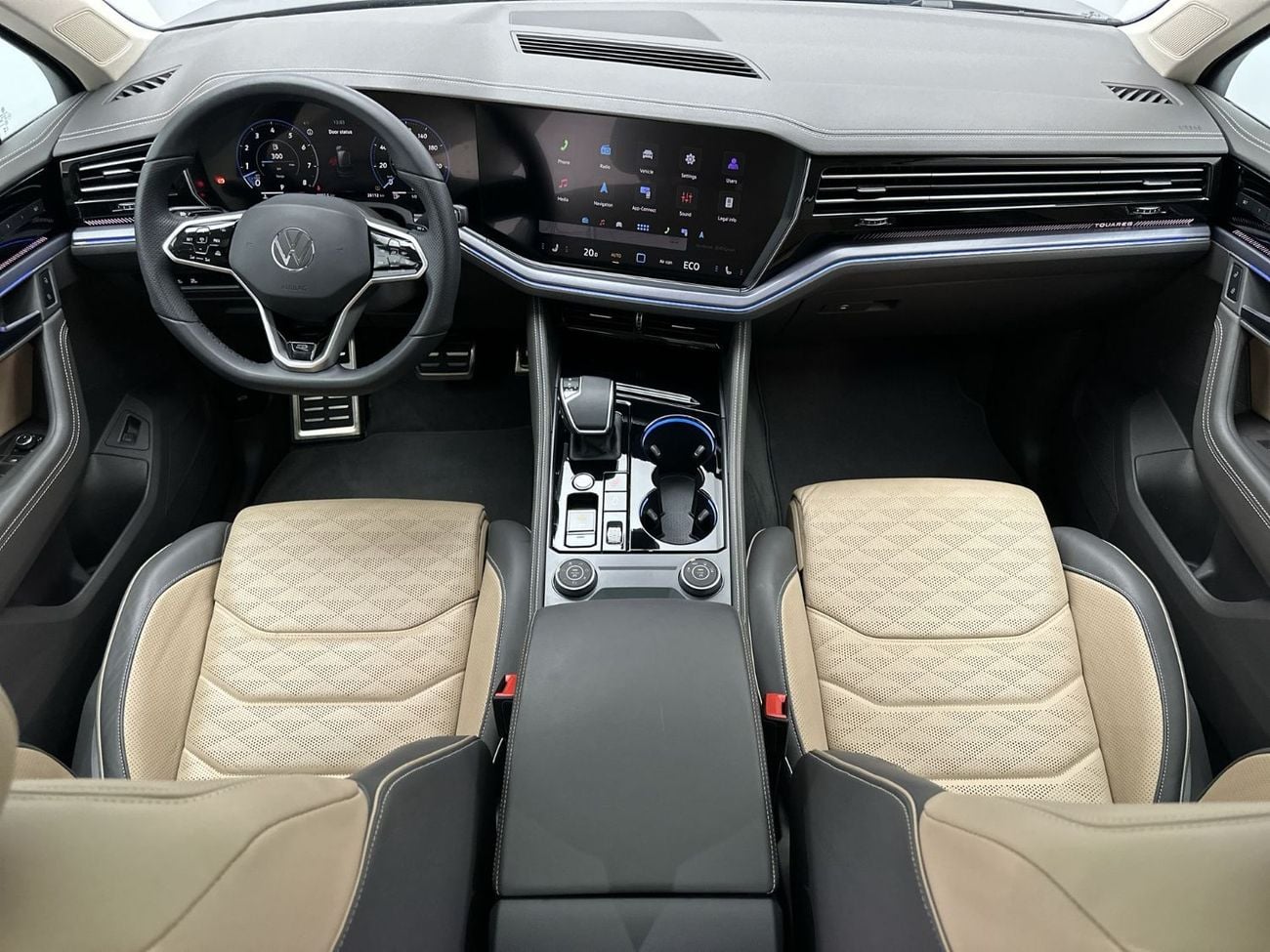 Volkswagen Touareg R-LINE + 3L | Premium Varenna Leather | Massage Seats | Panoramic Sunroof & Advanced Driver Assistance