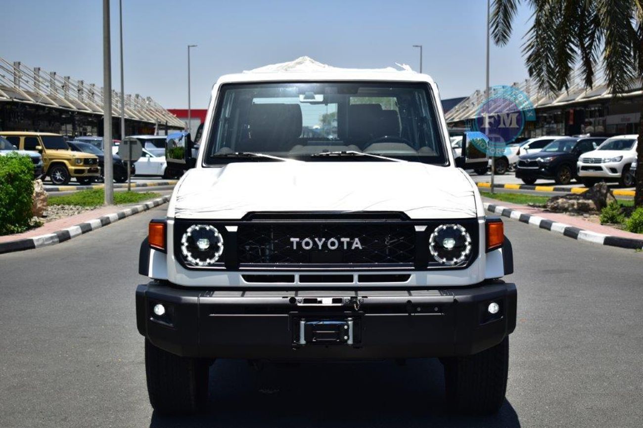 تويوتا لاند كروزر 70 71 Short Wheel Base SDLX 2.8L Diesel 4WD 5 Seater Automatic