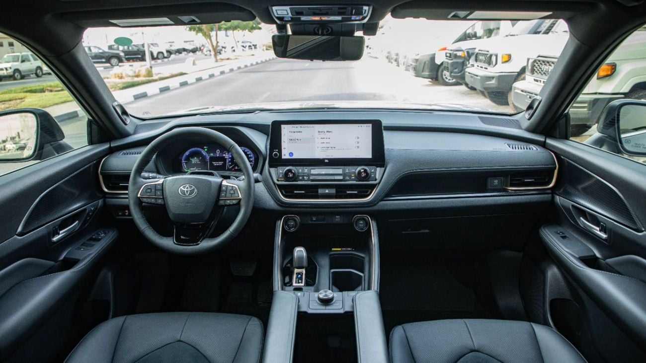 Toyota Grand Highlander PLATINUM 2026 | For Local Registration +10%