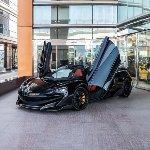 مكلارين 600LT 2020 MCLAREN 600LT SPIDER GCC WITH ONE YEAR FREE SERVICE