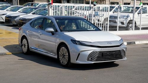 تويوتا كامري Hybrid