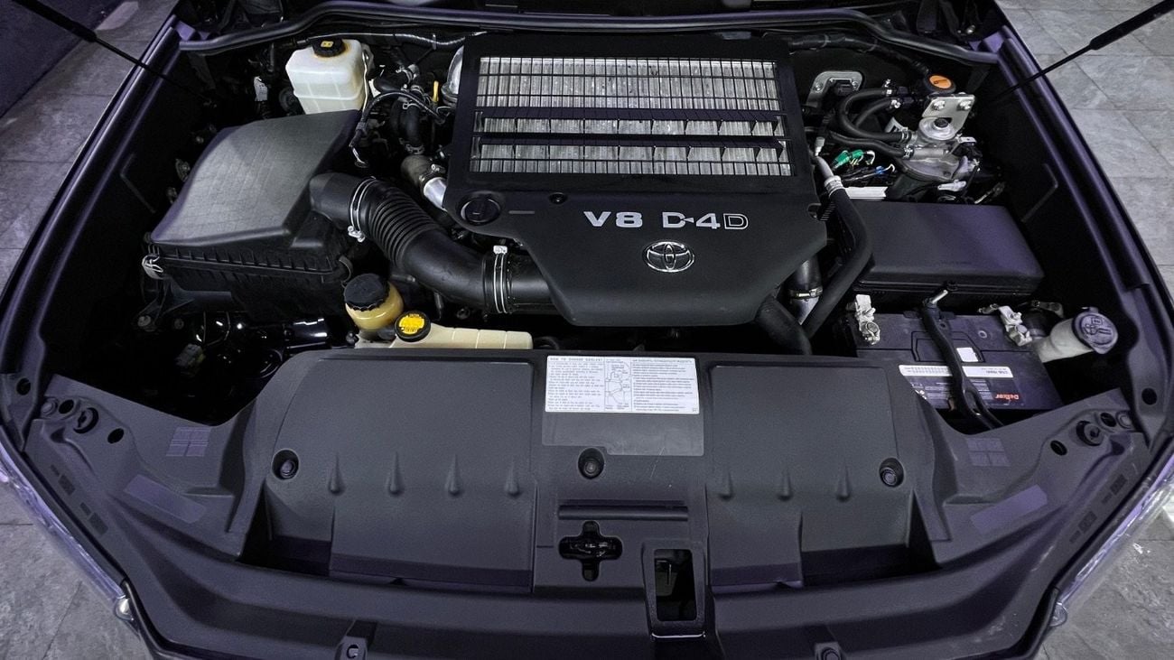 Toyota Land Cruiser Toyota Land Cruiser 2018 VXR full options RHD