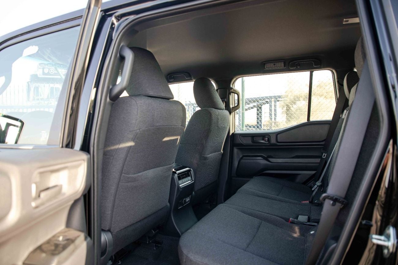 تويوتا برادو Urban E 2.8L - Black Inside Black | Export Only