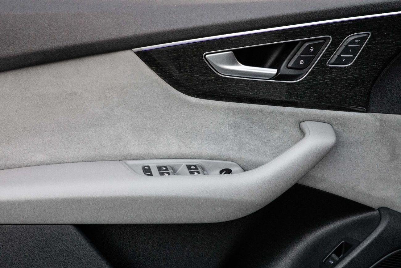 Audi Q8 55TFSI S-Line | 3,133 P.M  | 0% Downpayment | Perfect Condition!