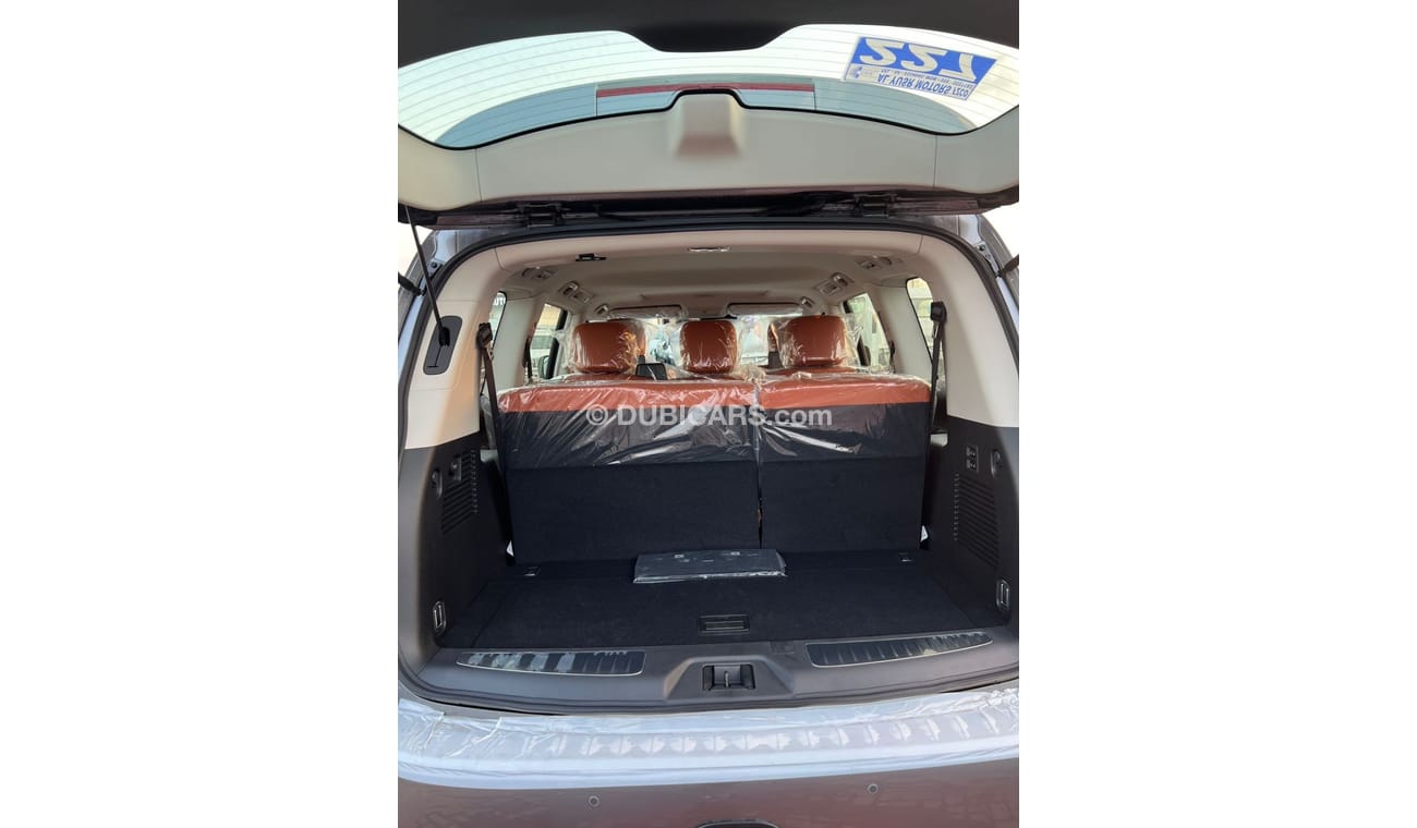 Nissan Patrol Nissan Patrol Platinum V8, 5.6 CC, Model 2023