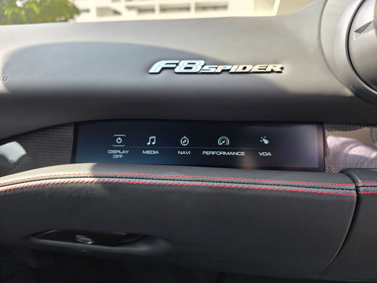 فيراري ف ٨ سبيدر