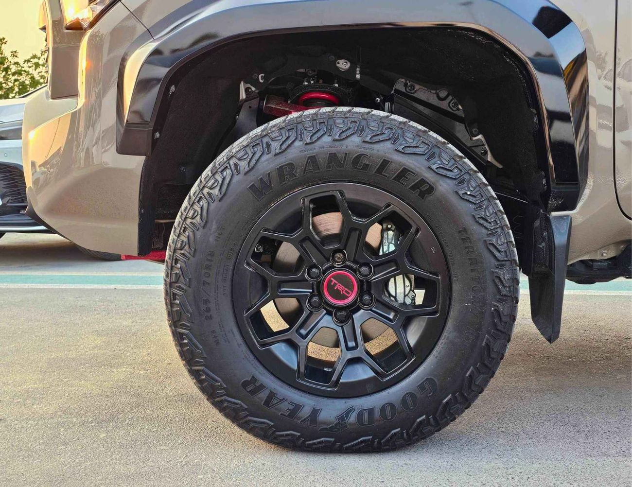 Toyota Tacoma TRD PRO HYBRID iFORCE MAX/2.4L PETROL PICKUP/SUNROOF, LEATHER, RADAR/ (CODE# TTCPHV)