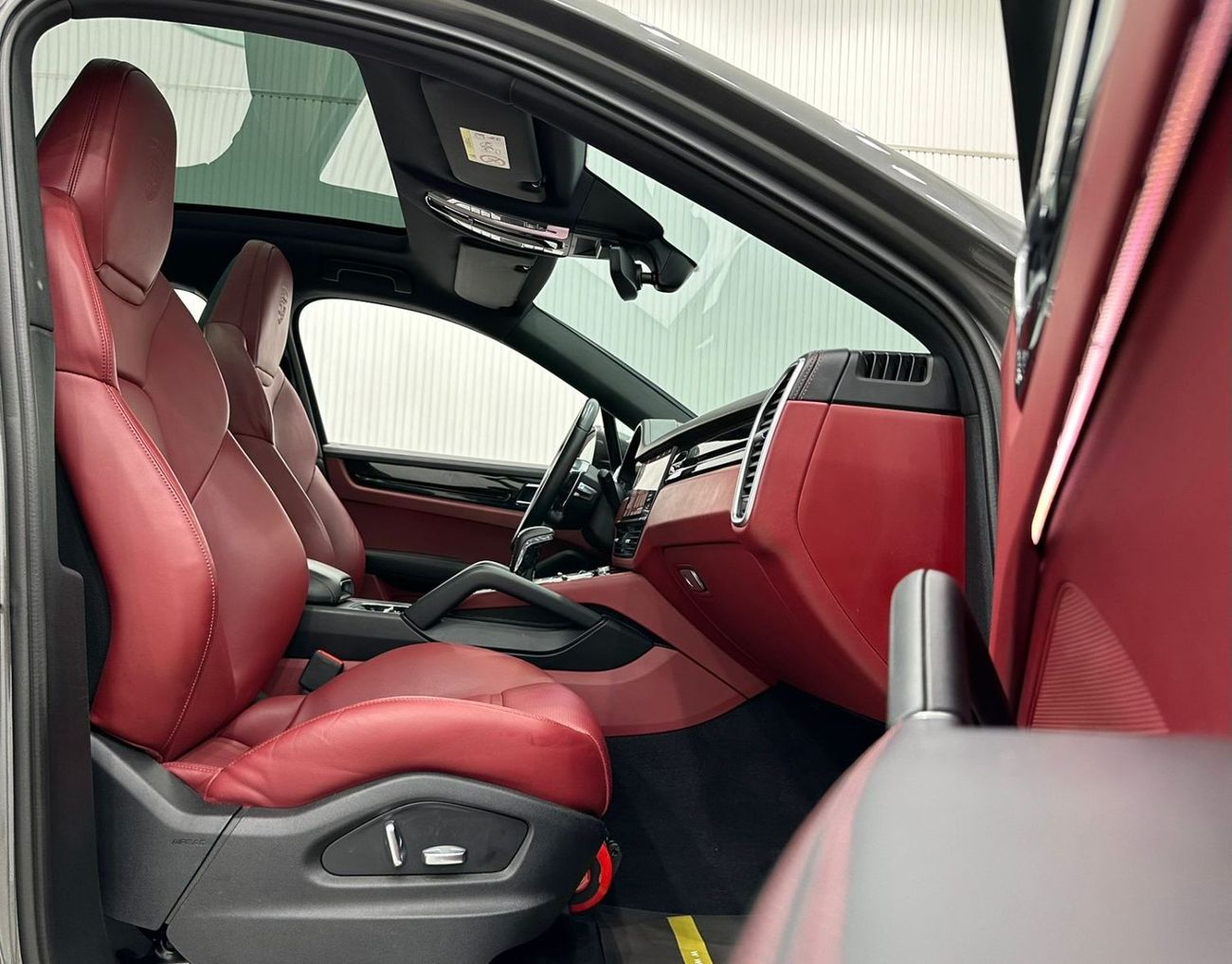 Porsche Cayenne Std 2021 Porsche Cayenne Coupe, April 2025 Warranty, Full Service History, GCC