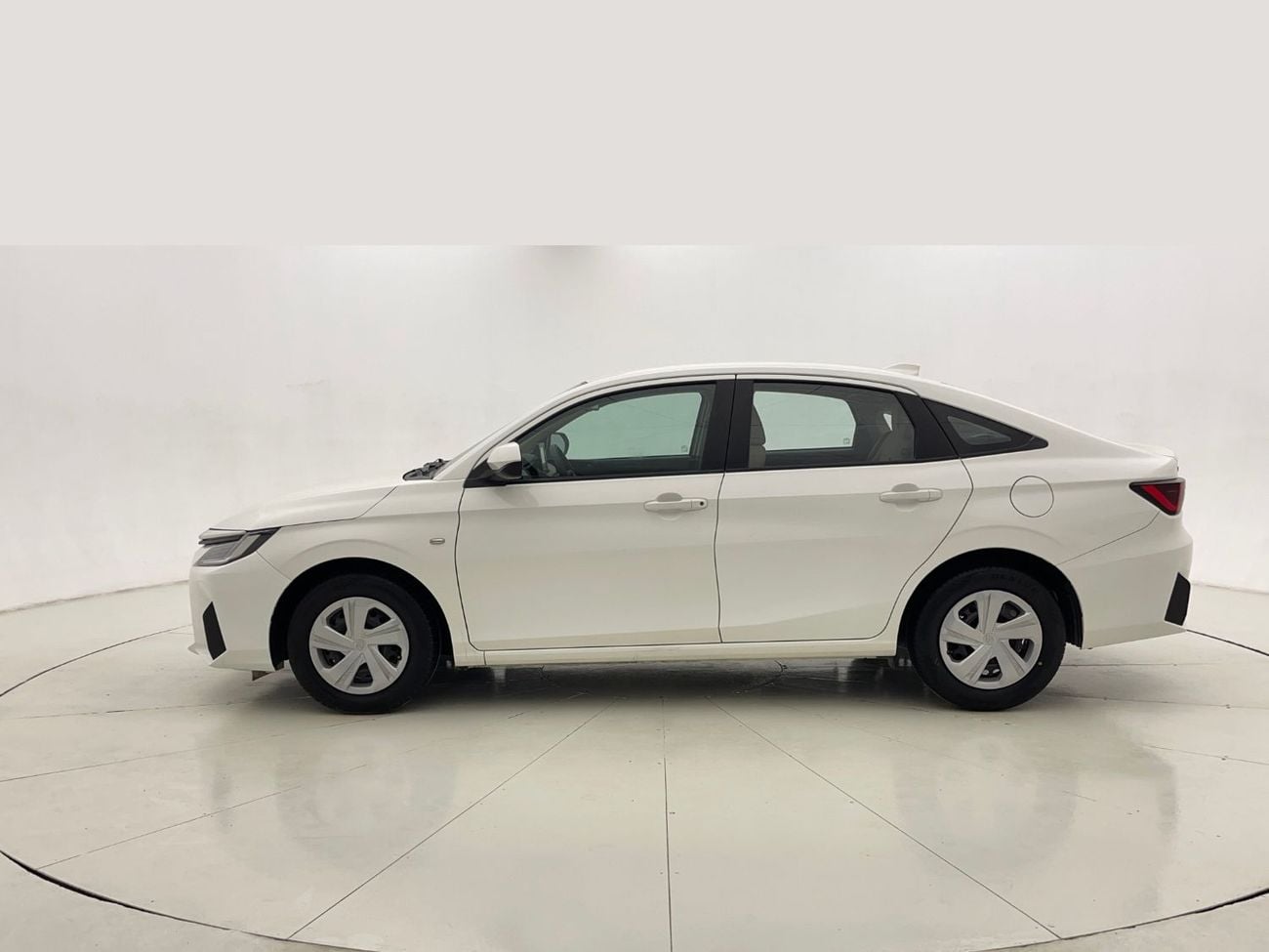 Toyota Yaris 1.5L E 1.5L 2024 | 0 DP | 696/Month | 30 Day Return | Service History