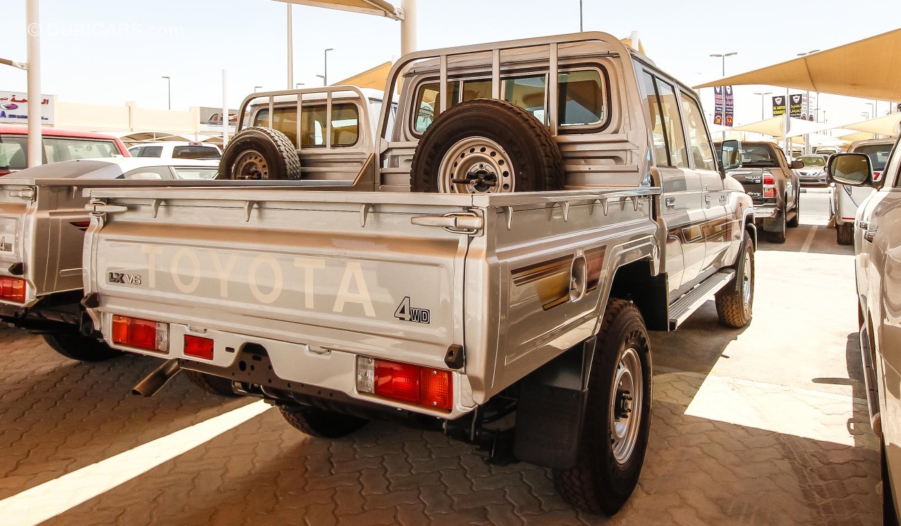 Toyota Land Cruiser Pick Up LX V6