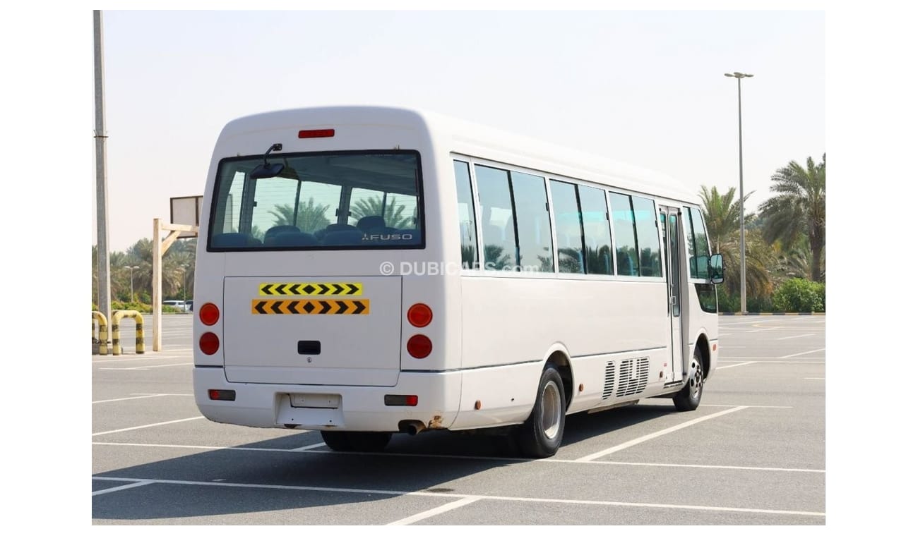 ميتسوبيشي روزا Bus | 26-Seater | Diesel | Excellent Condition | GCC