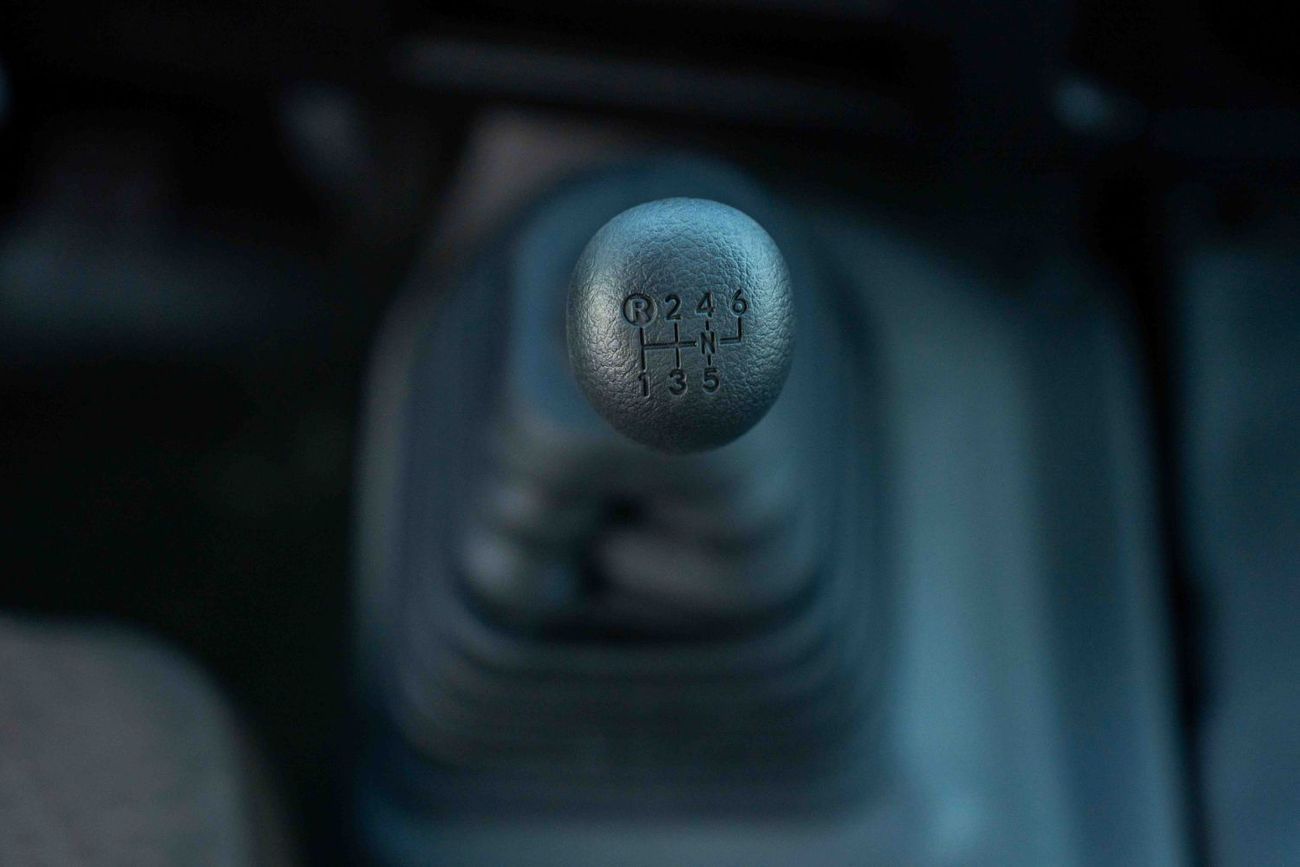 تويوتا كوستر Toyota Coaster 2025 2.7L Petrol 23 Seats