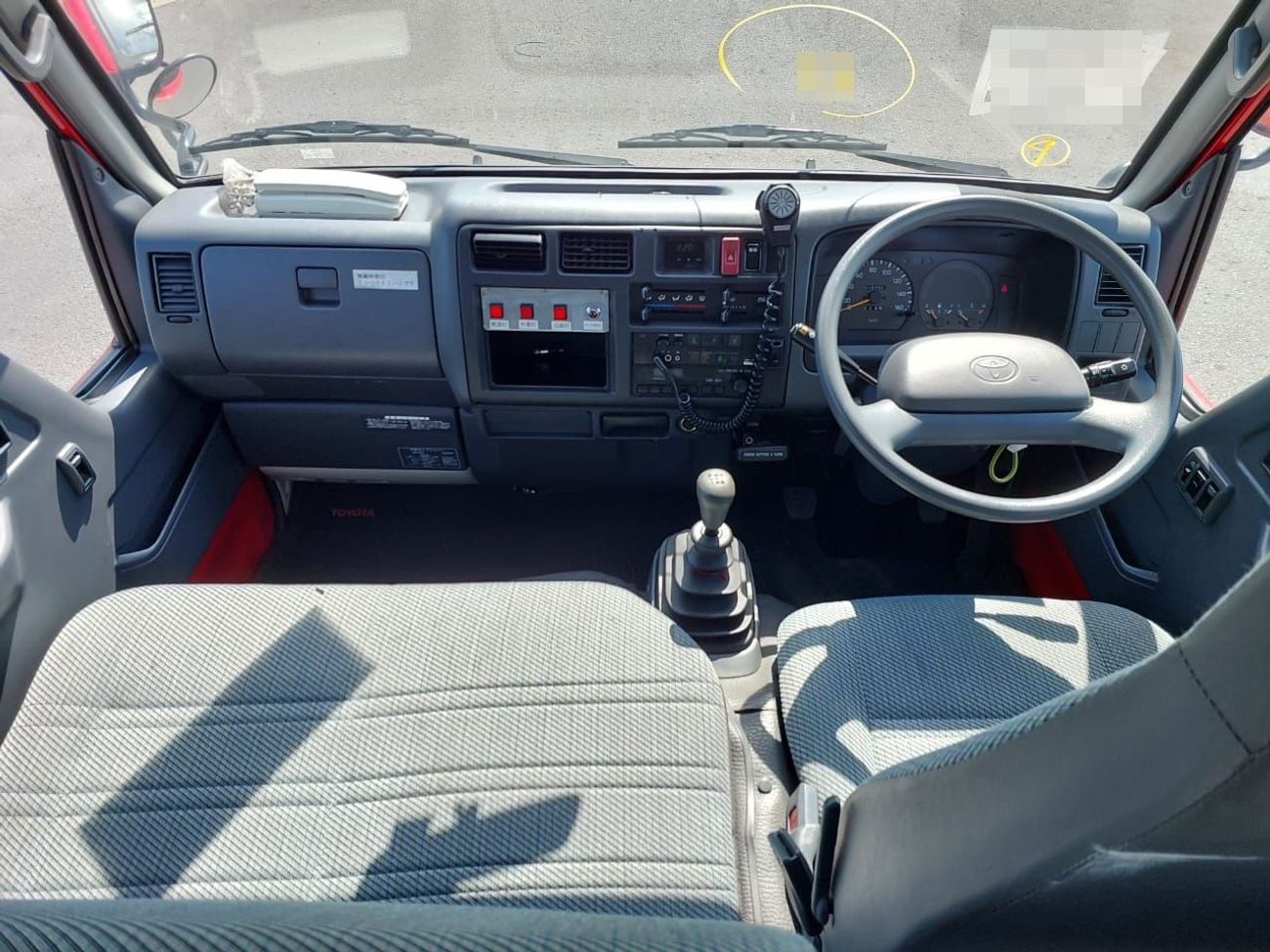 تويوتا داينا TOYOTA DYNA TRUCK RHD 1996 MODEL 3.5 L DIESEL MANUAL(PM05103)