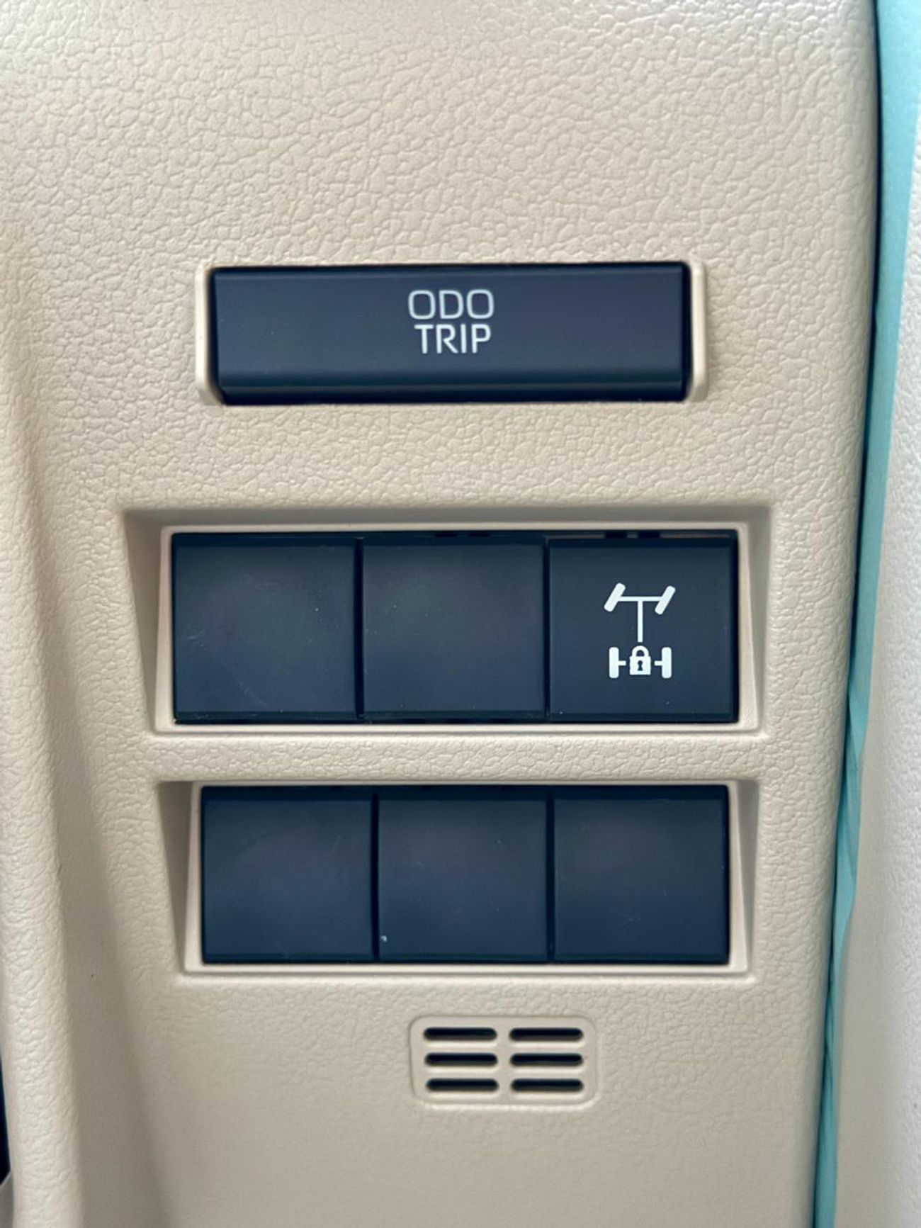 Toyota Land Cruiser GXR 4.0L