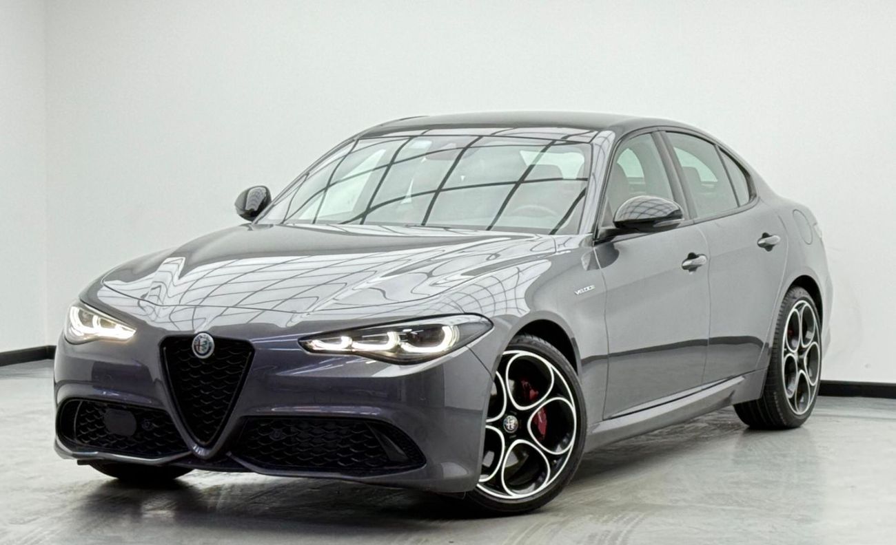 ألفا روميو جوليا 2024 Alfa Romeo Giulia Veloce Q2 MCA, 2028 Agency Warranty  Service Contract, Agency FSH, GCC