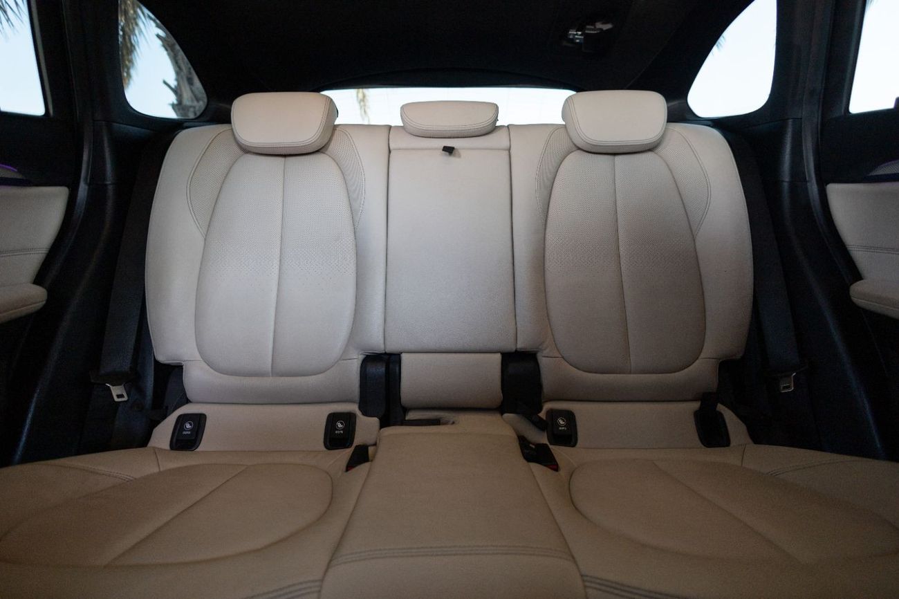 BMW X1 sDrive 20i M Sport 2.0L BMW X1 sDrive20i M-Sport 2021 GCC under Agency Warranty and Service Contract