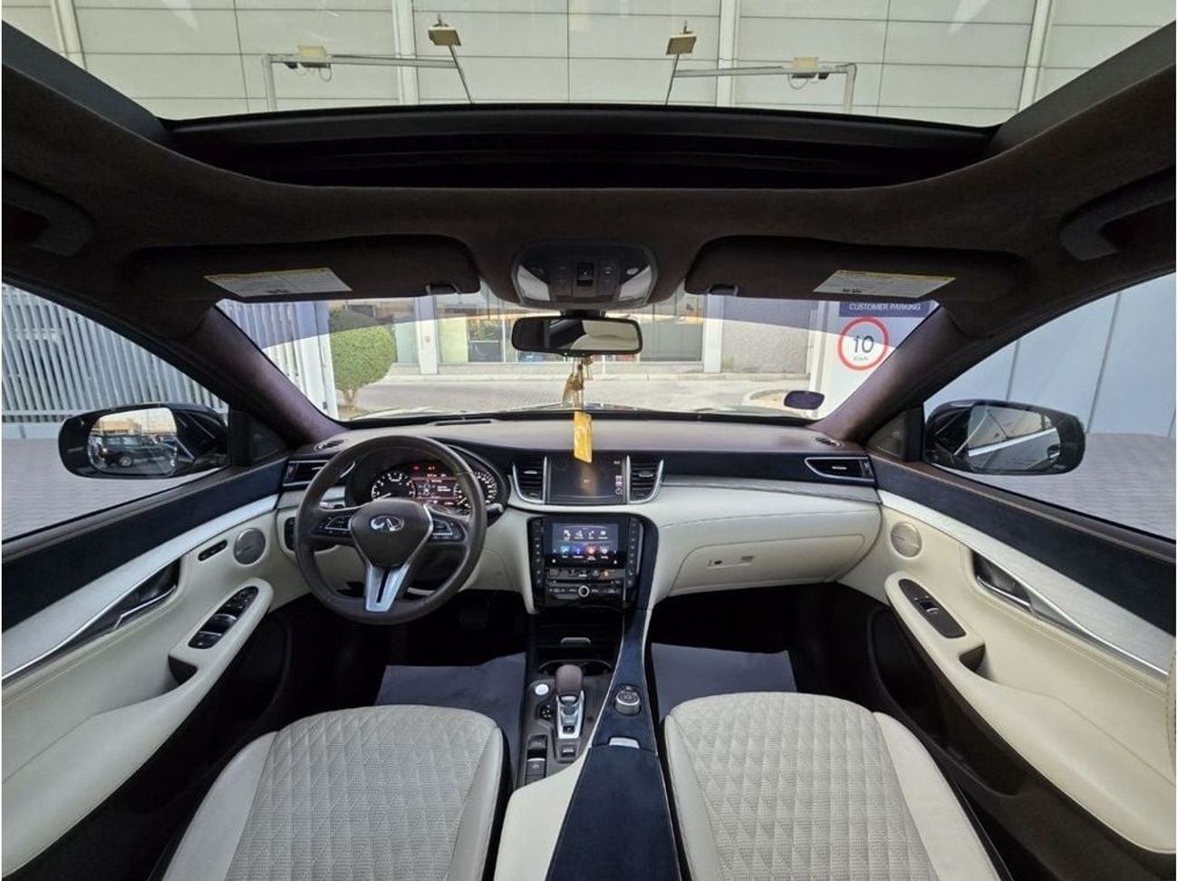 إنفينيتي QX50 Luxury 2.0L 4WD INFINITI QX50 2019 GCC ACCIDENT FREE // FULL OPITION // PERFECT CONDITION