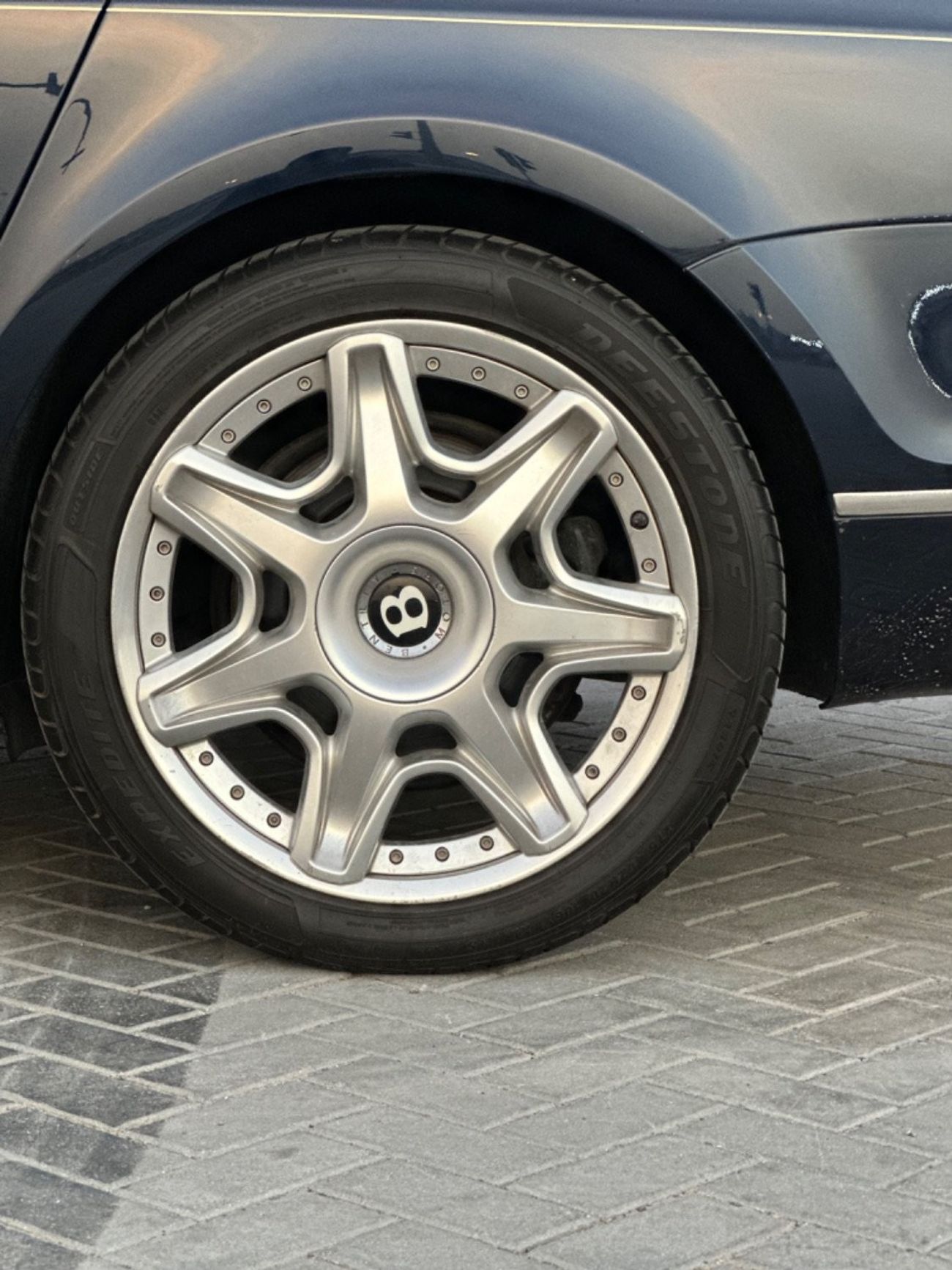 Bentley Continental Flying Spur MODEL 2010 GCC CAR PERFECT CONDITION INSIDE AND OUTSIDE FULL OPTION