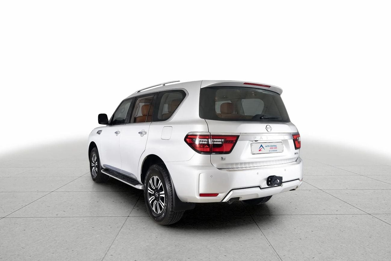 Nissan Patrol SE TITANIUM 4.0