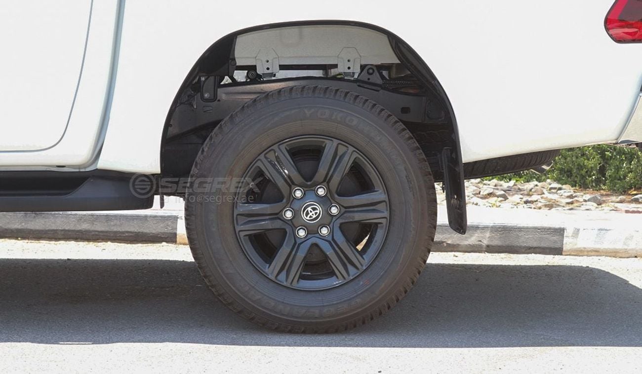 Toyota Hilux DC 2.7L Petrol 4WD M/T | 2026 Model | Ready for Export