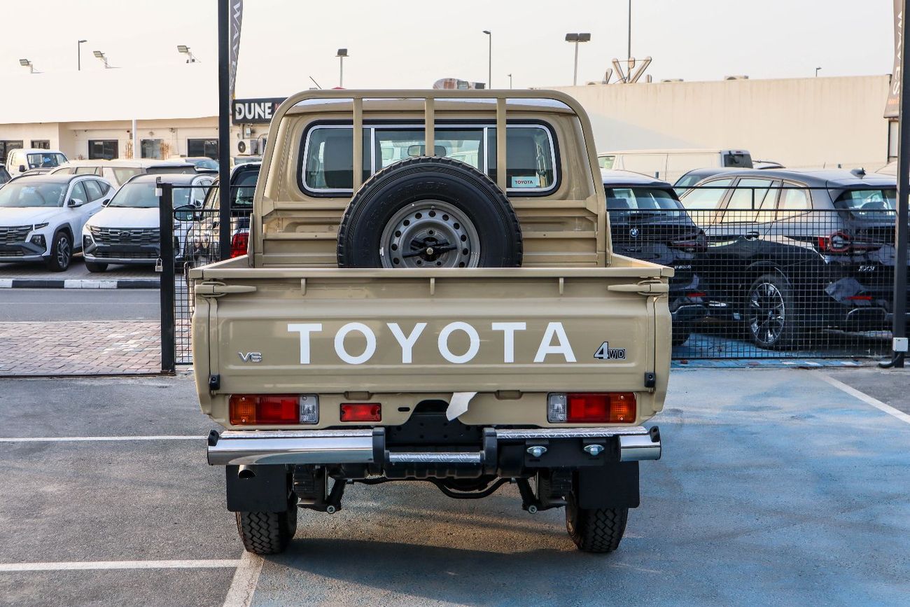 Toyota Land Cruiser Pick Up Std 4.0L Double Cab Utility 4WD