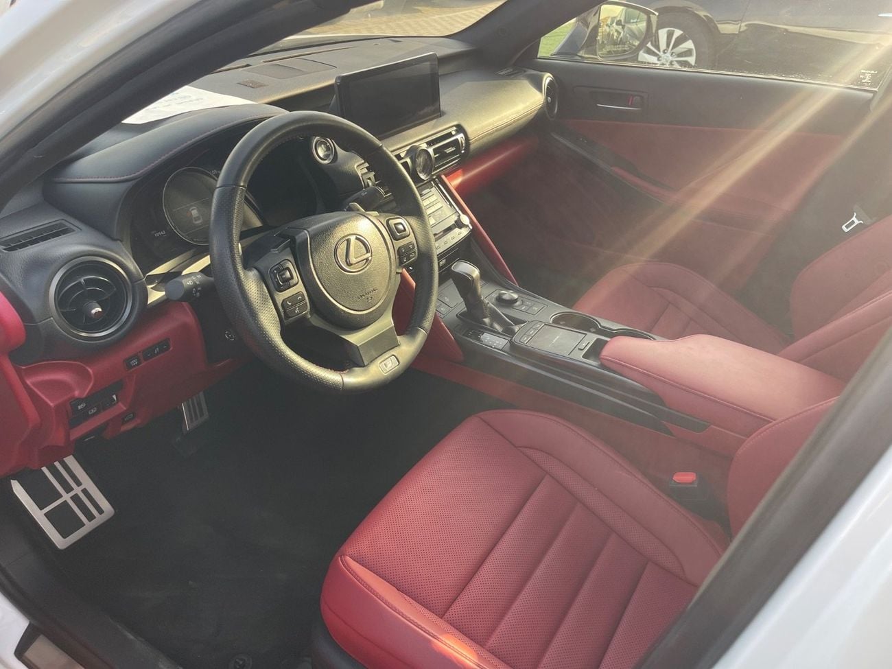 لكزس IS 350 F Sport