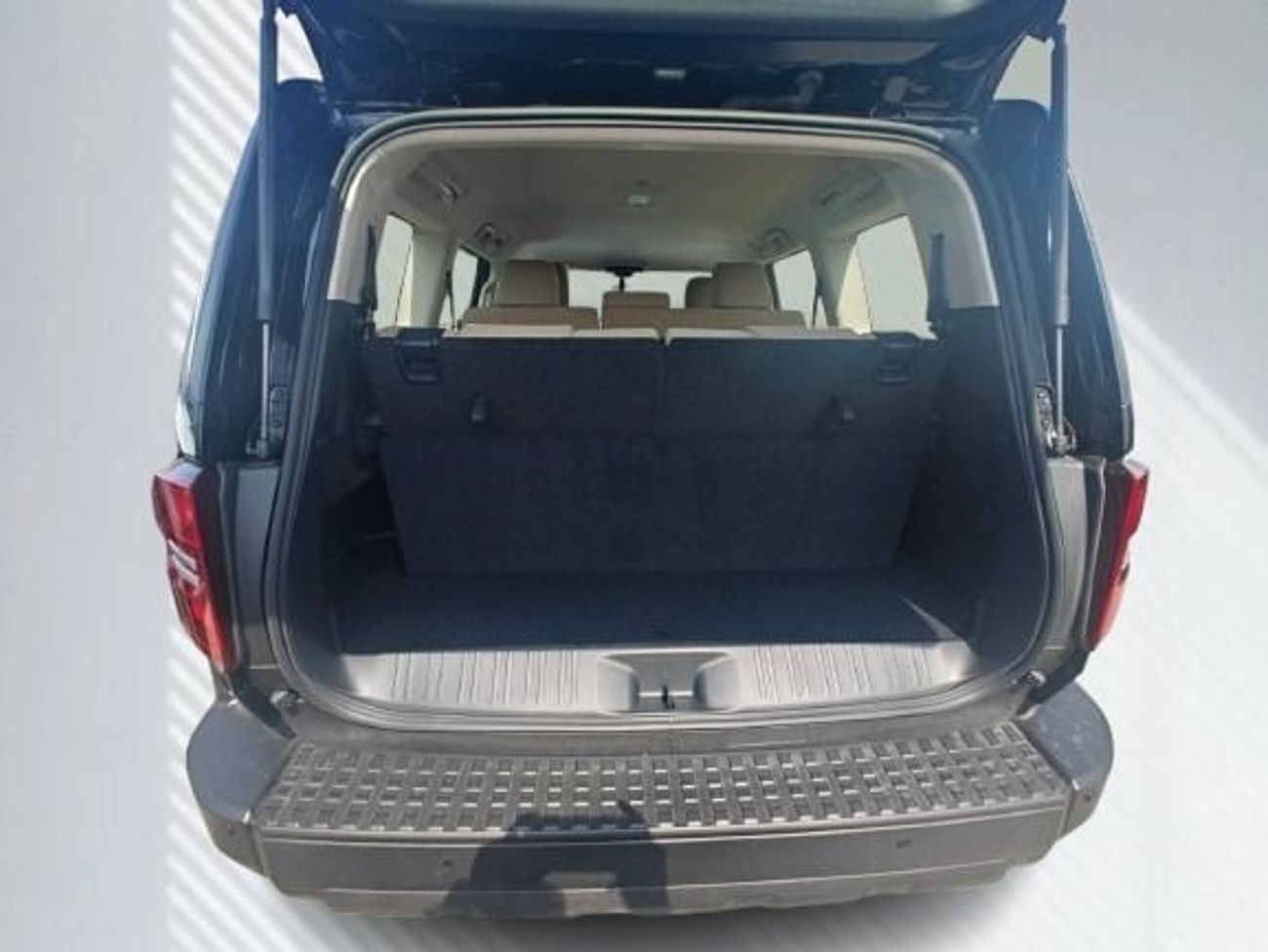 تويوتا برادو 2.4L PETROL AUTOMATIC TRANSMISSION