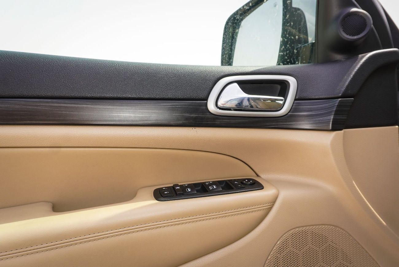 جيب شيروكي Limited 3.2L