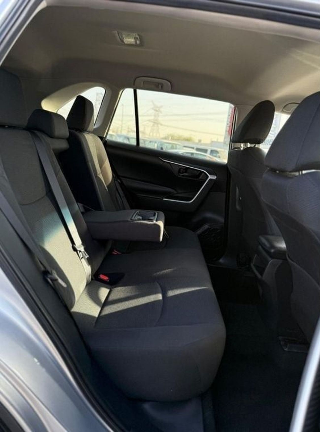 تويوتا راف ٤