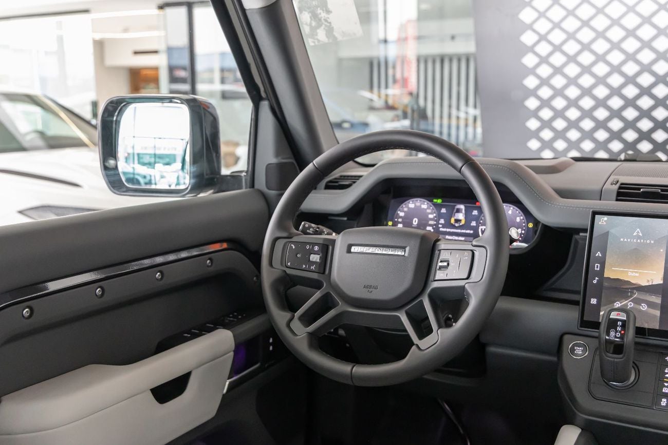 Land Rover Range Rover Land Rover Defender | 110 X-Dynamic HSE (P400) | GCC Specs | 2026 (Export)