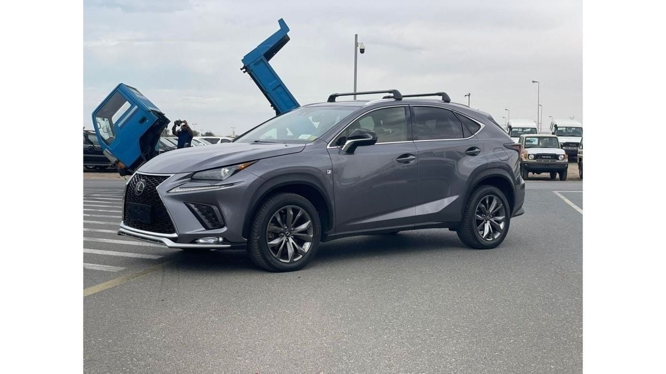 Lexus NX300 2019 Lexus NX300 2.0L V4 - F Sport Full Option -