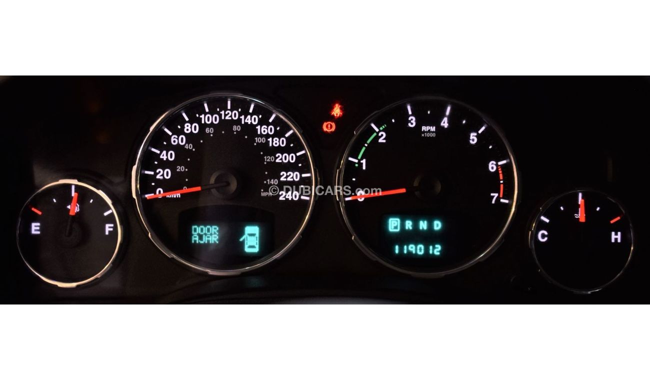 Jeep Cherokee EXCELLENT DEAL for our Jeep Cherokee 2011 Model!! in Silver Color! GCC Specs