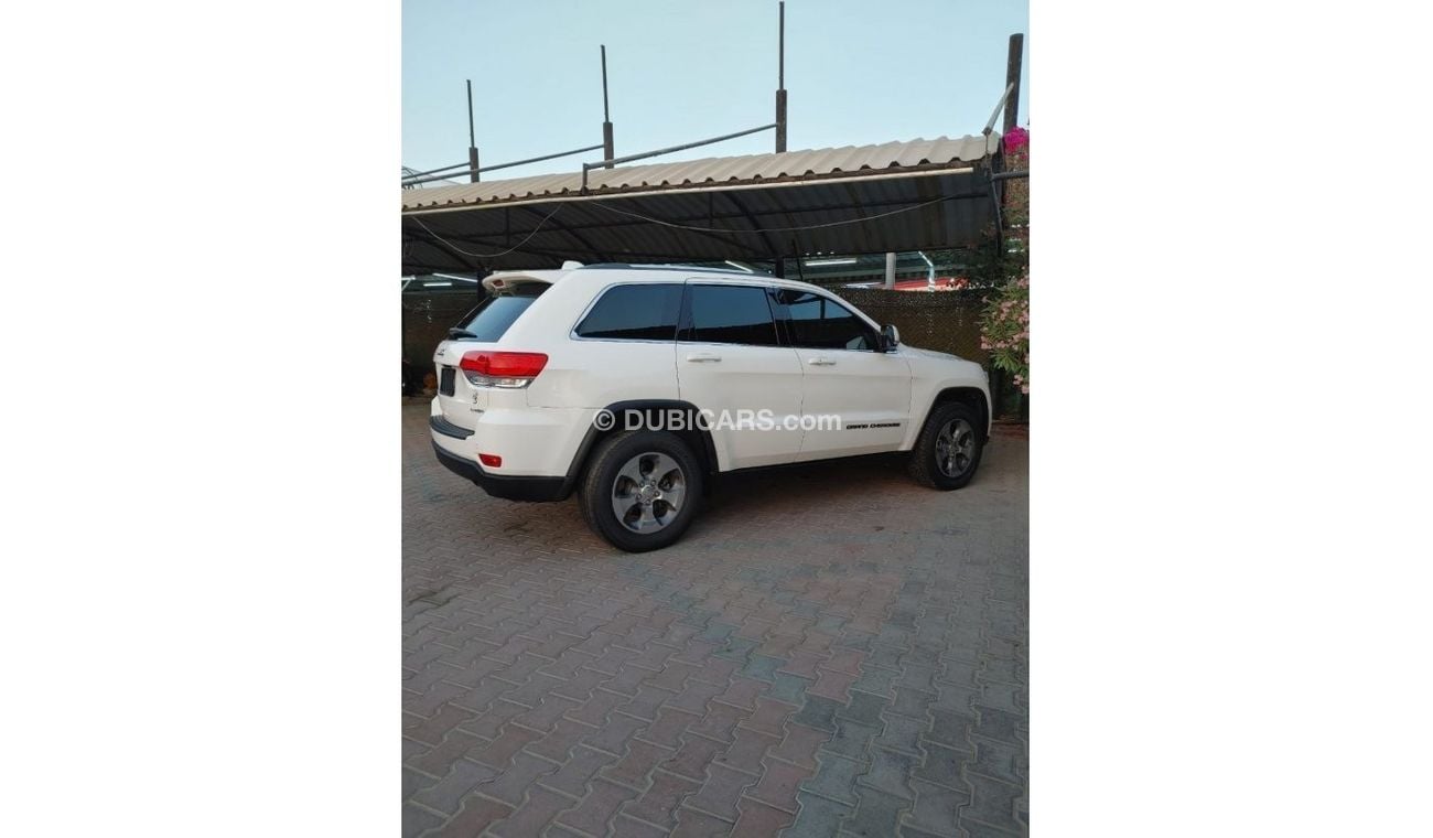 Jeep Grand Cherokee Laredo