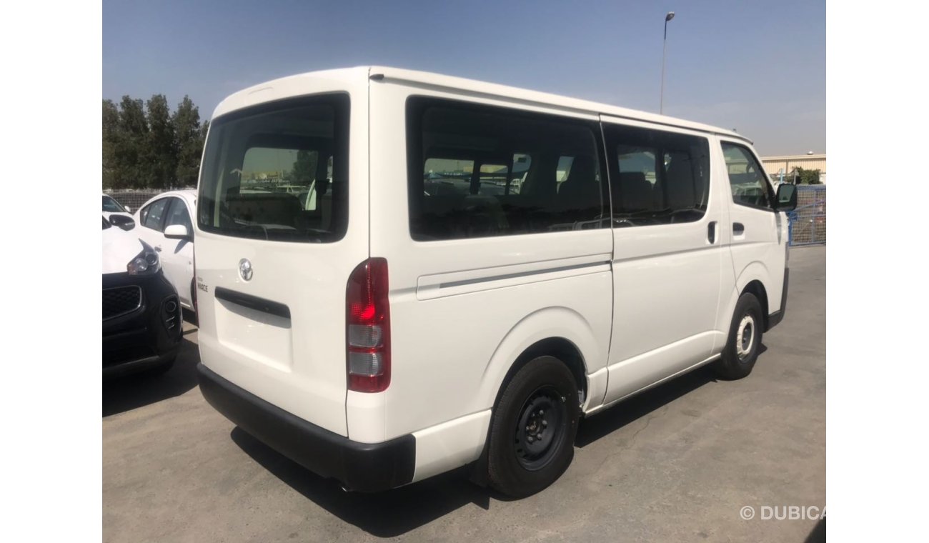 Toyota Hiace 15 seats