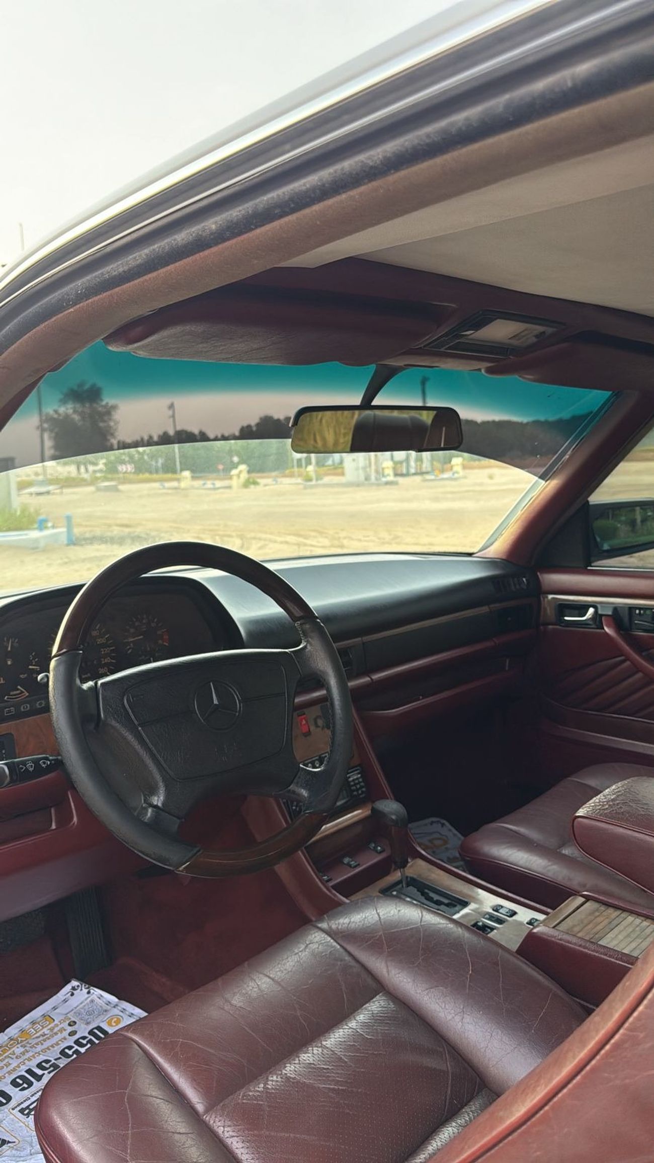 Mercedes-Benz 560 SEC